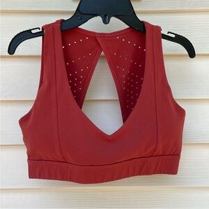 Sports Bra with Cutout Back
